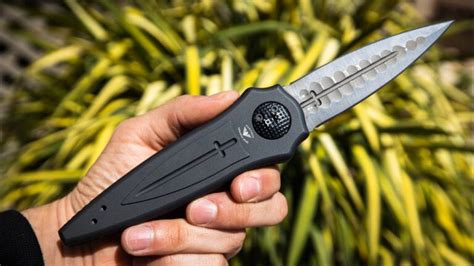 Tested: The 5 Best Gravity Knives For EDC 